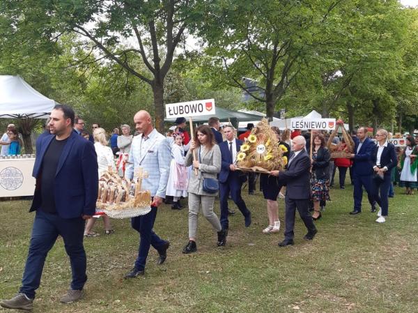 Dożynki w Dziekanowicach - kliknij aby powiększyć