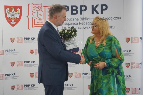 Marszałek i Dyrektor Jolanta Nowosielska- kliknij aby powiększyć