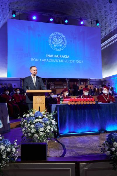 Marszałek Marek Woźniak wziął udział w inauguracjach roku akademickiego Uniwersytetu im. Adama Mickiewicza w Poznaniu Uniwersytetu Medycznego im. Karola Marcinkowskiego w Poznaniu oraz Politechniki Poznańskiej.- kliknij aby powiększyć