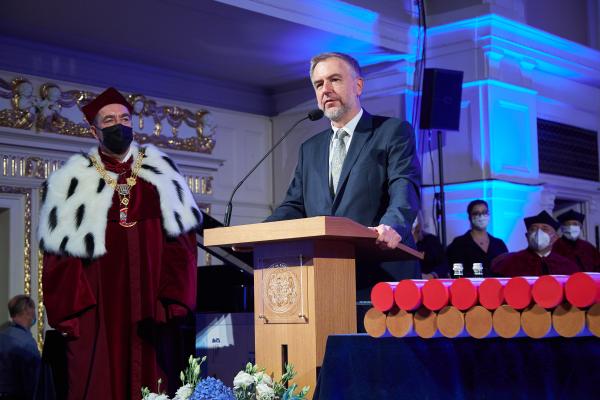 Marszałek Marek Woźniak wziął udział w inauguracjach roku akademickiego Uniwersytetu im. Adama Mickiewicza w Poznaniu Uniwersytetu Medycznego im. Karola Marcinkowskiego w Poznaniu oraz Politechniki Poznańskiej.- kliknij aby powiększyć