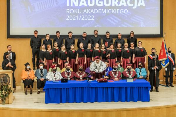 Marszałek Marek Woźniak wziął udział w inauguracjach roku akademickiego Uniwersytetu im. Adama Mickiewicza w Poznaniu Uniwersytetu Medycznego im. Karola Marcinkowskiego w Poznaniu oraz Politechniki Poznańskiej.- kliknij aby powiększyć