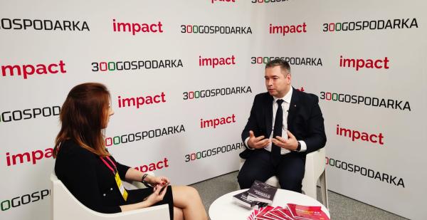 W środę w Poznaniu rozpoczął się kongres Impact’21 czyli jedno z największych i najważniejszych wydarzeń gospodarczo-technologicznych w Europie Środkowo-Wschodniej. Jednym z gości wydarzenia był Jacek Bogusławski Członek Zarządu Województwa Wielkopolskiego.- kliknij aby powiększyć