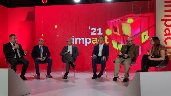 - Gdy pojawi się strategia wodorowa dla całego kraju będziemy się w nią nie tylko wpisywać ale także wyznaczać kierunki działań dla Polski – mówił Jacek Bogusławski Członek Zarządu Województwa Wielkopolskiego podczas kongresu Impact’21.- kliknij aby powiększyć