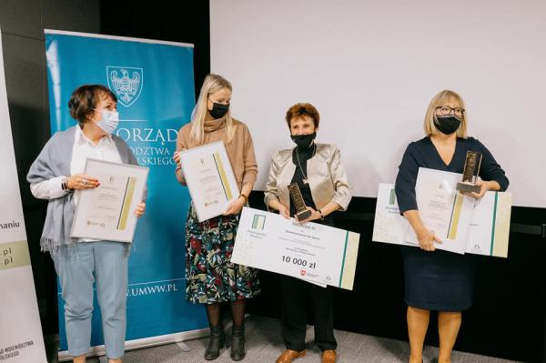 10 listopada w poznańskim Kinie Muza odbyła się uroczysta gala dla laureatów konkursu Wielkopolska Otwarta dla Osób z Niepełnosprawnościami. Wydarzenie otworzyła Paulina Stochniałek Członek Zarządu Województwa Wielkopolskiego.- kliknij aby powiększyć