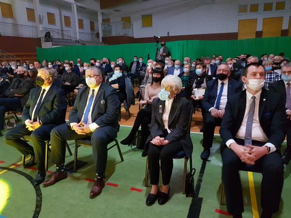 W dniach 10 - 14 listopada w miejscowościach Kiszkowo Krajenka Kluczewo Rychwał i Łęka Opatowska w Wielkopolsce odbyły się uroczyste gale pod nazwą Liderzy Wielkopolskiej Odnowy Wsi. Uroczystości odbyły się w ramach podsumowania V edycji konkursu Aktywna Wieś Wielkopolska organizowanego przez Samorząd Województwa Wielkopolskiego.- kliknij aby powiększyć