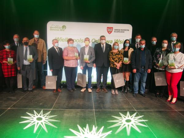 W dniach 10 - 14 listopada w miejscowościach Kiszkowo Krajenka Kluczewo Rychwał i Łęka Opatowska w Wielkopolsce odbyły się uroczyste gale pod nazwą Liderzy Wielkopolskiej Odnowy Wsi. Uroczystości odbyły się w ramach podsumowania V edycji konkursu Aktywna Wieś Wielkopolska organizowanego przez Samorząd Województwa Wielkopolskiego.- kliknij aby powiększyć
