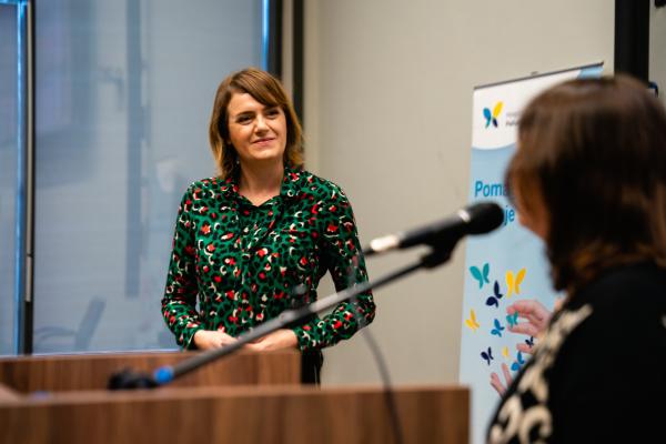 Konferencja WOLONTARIAT  - Tu się pomaga- kliknij aby powiększyć