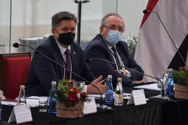 Od lewej: Zdzisław Szwed Członek Zarządu Województwa Lubuskiego oraz Wicemarszałek Województwa Wielkopolskiego Wojciech Jankowiak - kliknij aby powiększyć