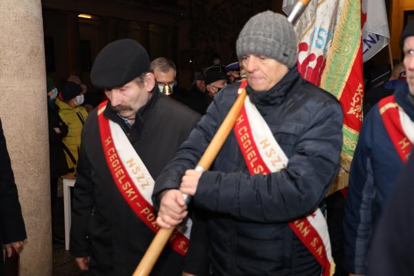 Uroczystości przy pomniku- kliknij aby powiększyć