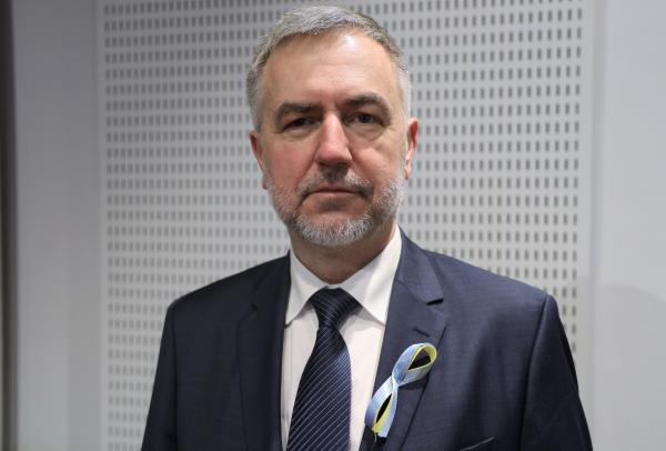 Marek Woźniak Marszałek Województwa Wielkopolskiego uczestniczył w posiedzeniu zorganizowanym przez Wojewodę Wielkopolskiego Michała Zielińskiego w sprawie koordynacji pomocy humanitarnej w związku z atakiem Rosji na Ukrainę.- kliknij aby powiększyć