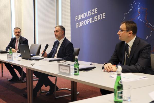 Marszałek wysłał do Brukseli projekt programu unijnego na lata 2021-2027 - kliknij aby powiększyć