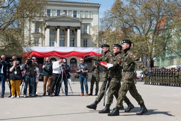 Marszałek świętuje trzeciomajową Konstytucję   - kliknij aby powiększyć