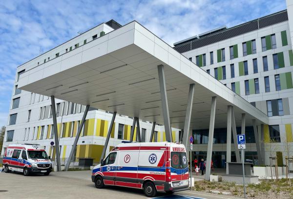 Nowy szpital dziecięcy na  naszą osiemnastkę w UE!- kliknij aby powiększyć