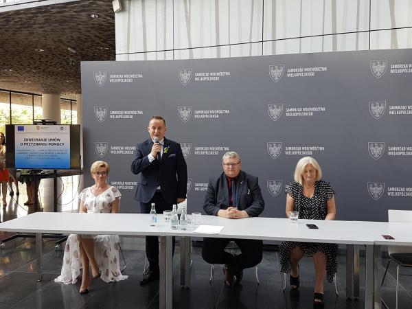 Ponad 2 mln zł na przygotowanie nowych lokalnych strategii rozwoju dla wielkopolskich LGD - kliknij aby powiększyć