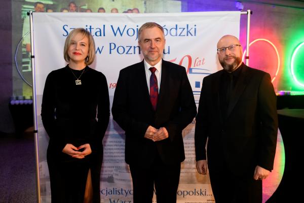 Marszałkowski Szpital Wojewódzki w Poznaniu w tym roku obchodzi jubileusz 50-lecia swojego istnienia. Z tej okazji w siedzibie Polskiego Teatra Tańca w Poznaniu odbyła się uroczysta gala w której udział wziął Marszałek Marek Woźniak.- kliknij aby powiększyć