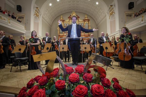 Orkiestra Filharmonii Poznańskiej- kliknij aby powiększyć