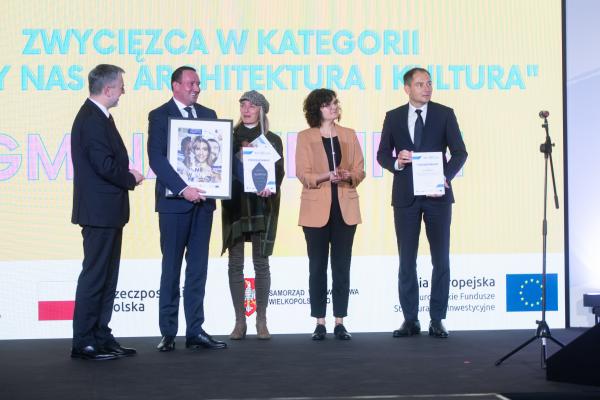 Marszałek nagrodził zwycięzców plebiscytu Łączy nas WIELkopolskiE- kliknij aby powiększyć