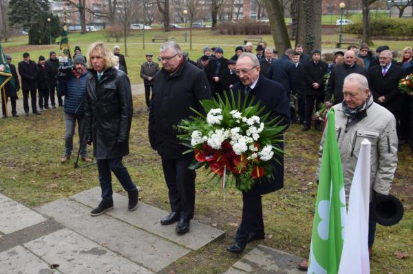 Wicemarszałkowie uczcili pamięć Premiera Stanisława Mikołajczyka- kliknij aby powiększyć