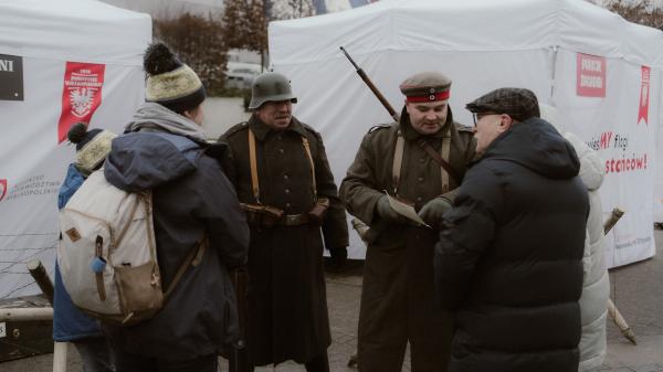 W niedzielę 18 grudnia Miasteczko Powstańcze które stanęło na terenie Międzynarodowych Targów Poznańskich odwiedził Marszałek Marek Woźniak. Tego dnia miał miejsce finał akcji WywieśMY flagi dla Powstańców.- kliknij aby powiększyć