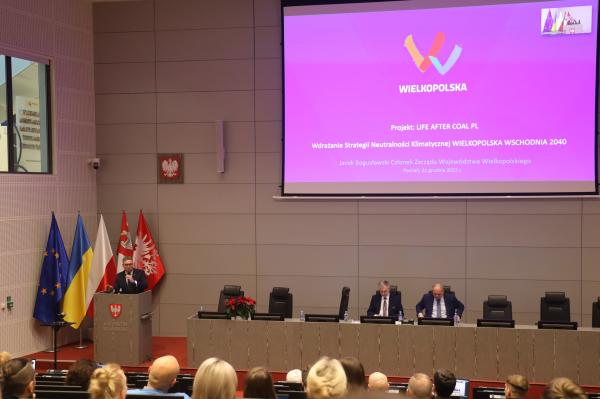 Życie po węglu w Wielkopolsce Wschodniej. Marszałek zapowiada zeroemisyjność do 2040 roku  - kliknij aby powiększyć
