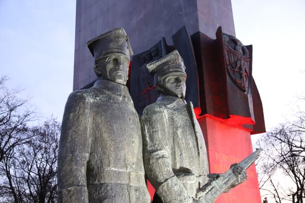 Pomnik Powstańców Wielkopolskich- kliknij aby powiększyć