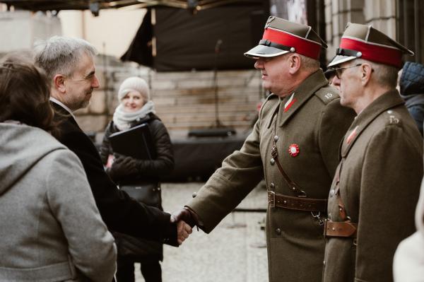 We wtorek od rana trwają uroczystości związane z 104. rocznicą wybuchu Powstania Wielkopolskiego.- kliknij aby powiększyć