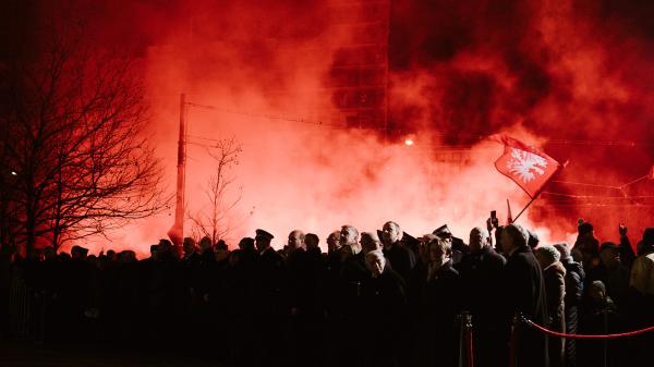 27 grudnia w dniu 104. rocznicy wybuchu Powstania Wielkopolskiego poznaniacy i Wielkopolanie spotkali się przed pomnikiem Powstańców Wielkopolskich w stolicy regionu.- kliknij aby powiększyć