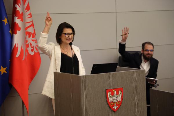 W środę 31 maja odbyły się drugie w historii Dni Różnorodności związane z obchodami Europejskiego Miesiąca Różnorodności które zorganizował Regionalny Ośrodek Polityki Społecznej w Poznaniu we współpracy z Urzędem Marszałkowskim Województwa Wielkopolskiego.- kliknij aby powiększyć