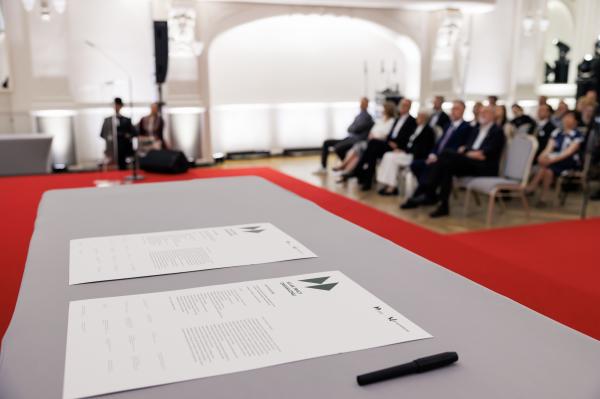 W środę 7 czerwca w Bazarze Poznańskim zainaugurowano nową inicjatywę kulturalną zrzeszającej różnorodne jednostki związane z pracą organiczną w Wielkopolsce. Szlak Pracy Organicznej będzie opowiadał historię wielkopolskiej pracy u podstaw - idei wokół której budowało się społeczeństwo obywatelskie na terenach zaboru pruskiego. - kliknij aby powiększyć