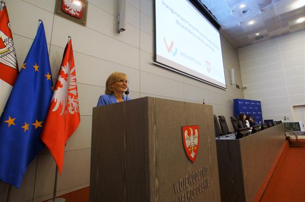 Inauguracyjna sesja Młodzieżowego Sejmiku Województwa Wielkopolskiego.- kliknij aby powiększyć