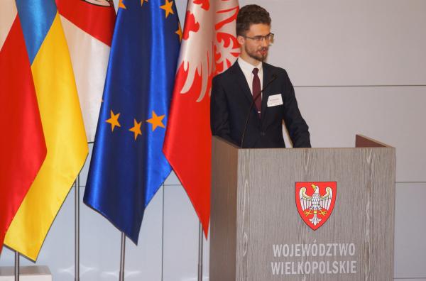 uczestnicy I sesji Młodzieżowego Sejmiku Województwa Wielkopolskiego- kliknij aby powiększyć