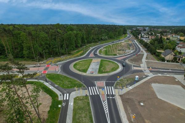 Otwarcie ważnej inwestycji drogowej w ciągu drogi wojewódzkiej nr 260 w Gnieźnie- kliknij aby powiększyć