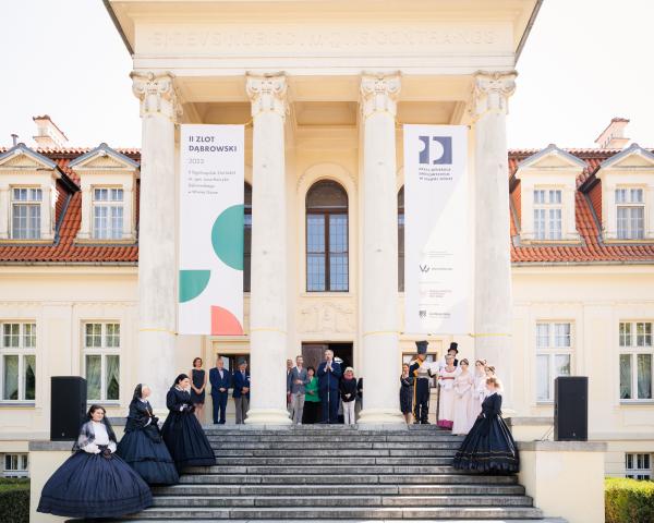 II Ogólnopolski Zlot Szkół im. gen. Jana Henryka Dąbrowskiego w Winnej Górze - kliknij aby powiększyć