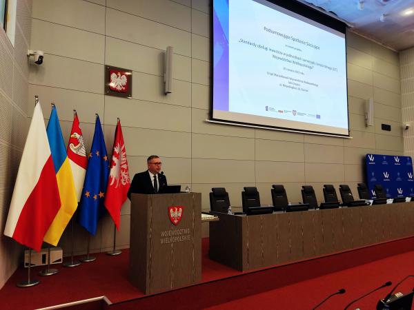  Z uczestnikami spotkał się Jacek Bogusławski, Członek Zarządu Województwa Wielkopolskiego- kliknij aby powiększyć