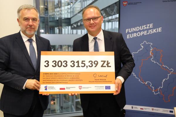 Podpisanie umów w ramach  podziałania WRPO Infrastruktura ochrony zdrowia - kliknij aby powiększyć