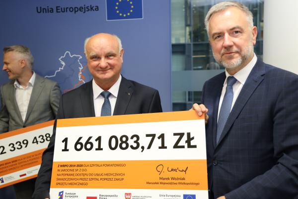 Podpisanie umów w ramach  podziałania WRPO Infrastruktura ochrony zdrowia - kliknij aby powiększyć