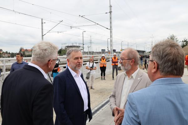 Prace budowlane na węźle przesiadkowym przy ul. Grunwaldzkiej potrwają do połowy sierpnia- kliknij aby powiększyć