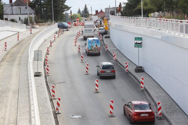 Prace budowlane na węźle przesiadkowym przy ul. Grunwaldzkiej potrwają do połowy sierpnia- kliknij aby powiększyć