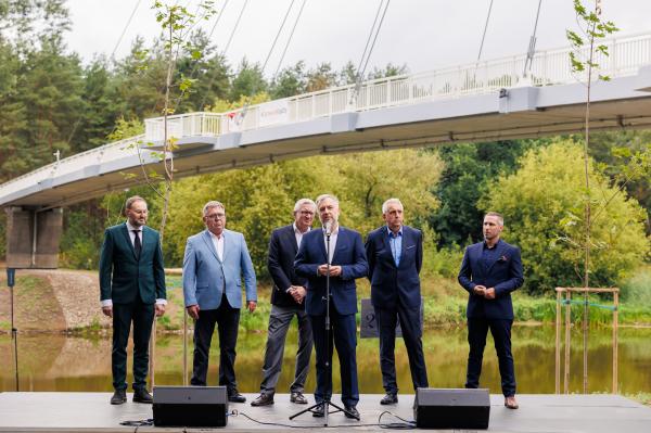 Kładka pieszo-rowerowa w Owińskach- kliknij aby powiększyć