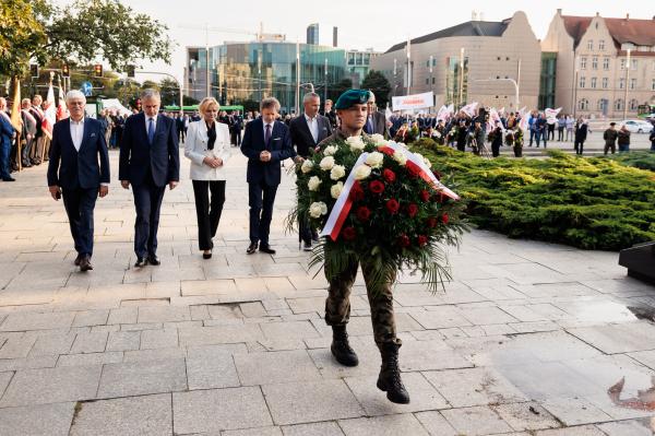 Obchody Dnia Wolności i Solidarności - kliknij aby powiększyć