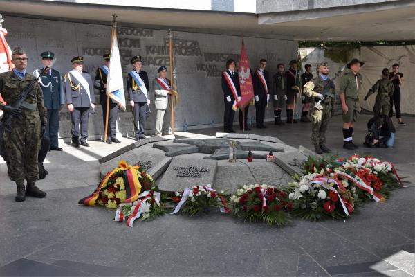 84. rocznica wybuchu II wojny światowej z udziałem Wicemarszałka Jankowiaka- kliknij aby powiększyć