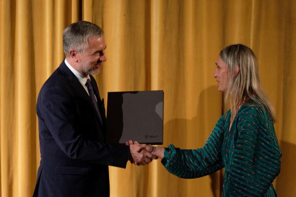 Marszałkowski Polski Teatr Tańca zainaugurował jubileuszowy sezon. Z tej okazji przygotowano wiele spektakli wystaw oraz innych atrakcji. Nowy sezon rozpoczął się uroczystym otwarciem w którym wziął udział Marszałek Marek Woźniak.

- kliknij aby powiększyć