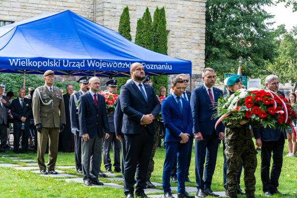 W Poznaniu odbyły się uroczystości z okazji rocznicy ataku ZSRR na Polskę.

Fot. Urząd Miasta Poznania- kliknij aby powiększyć