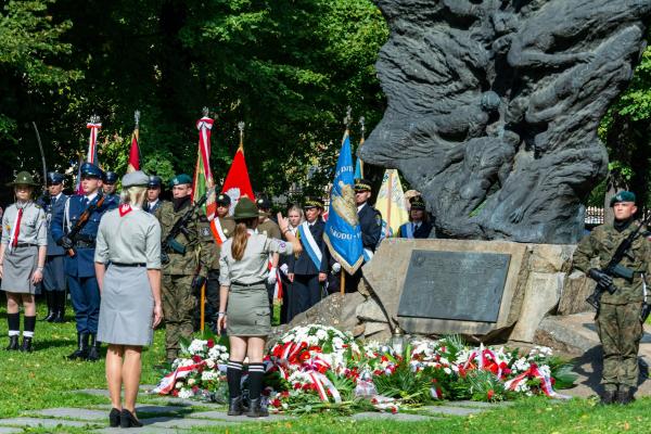 W Poznaniu odbyły się uroczystości z okazji rocznicy ataku ZSRR na Polskę.

Fot. Urząd Miasta Poznania- kliknij aby powiększyć