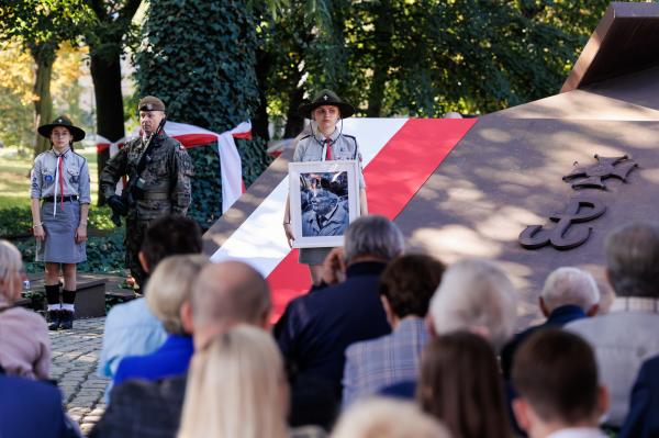 Obchody 84. rocznicy  powstania Polskiego Państwa Podziemnego- kliknij aby powiększyć