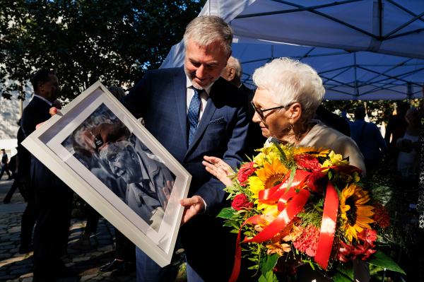 Marszałek Marek Woźniak i Danuta Górska- kliknij aby powiększyć