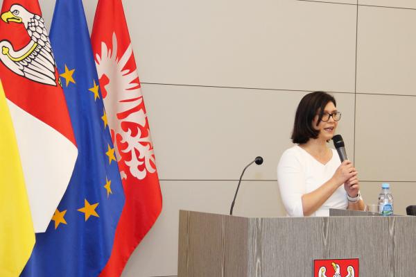 Edukacja dla demokracji- kliknij aby powiększyć