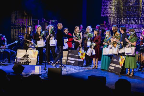 Gala Finałowa Festiwalu Pamiętajmy o Osieckiej fot. Anna Krotofil- kliknij aby powiększyć