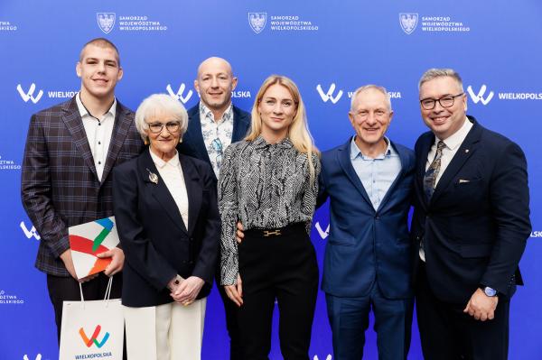 Marszałkowskie stypendia dla najlepszych sportowców- kliknij aby powiększyć