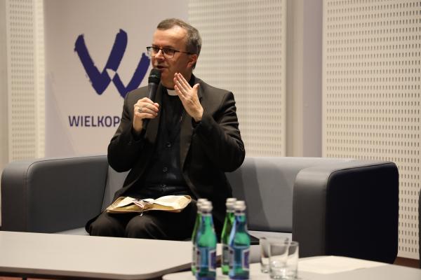 Debata ekumeniczna w Urzędzie Marszałkowskim Województwa Wielkopolskiego- kliknij aby powiększyć